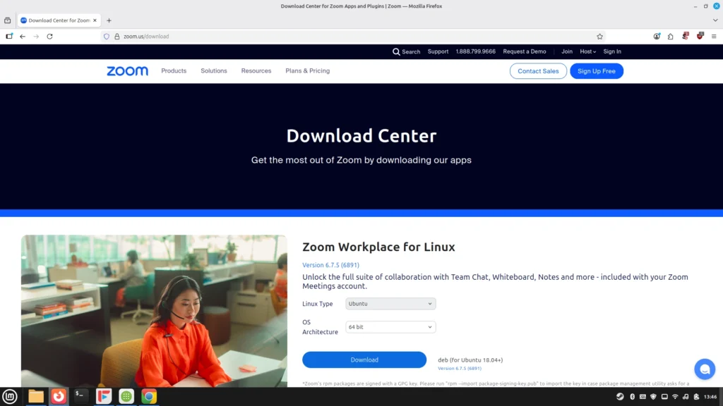Zoom Download Center page showing Ubuntu 64-bit selected for Linux installation